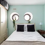 Heart Of London Hideaway